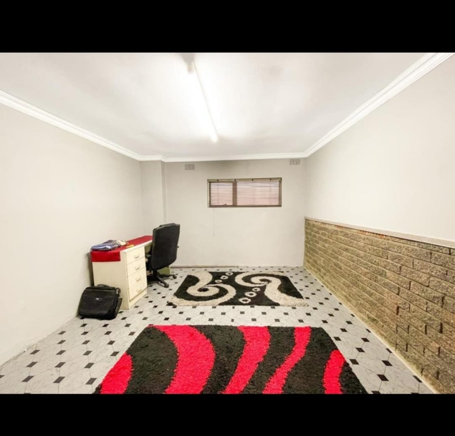 4 Bedroom Property for Sale in Rondevlei Park Western Cape